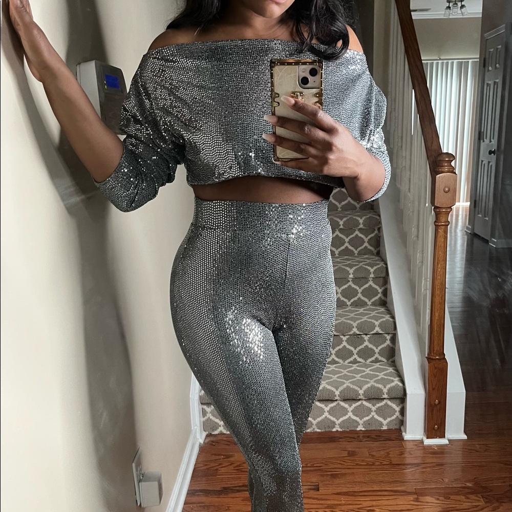 Two Piece Set - Picture 2 of 2